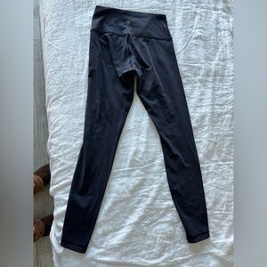 Lululemon align high waist legging size 6 navy 28”